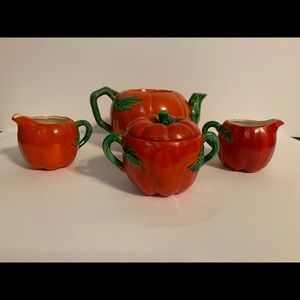 Vtg. Occupied Japan/C&M Ing Tomato Tea Pot 6 pic. Set